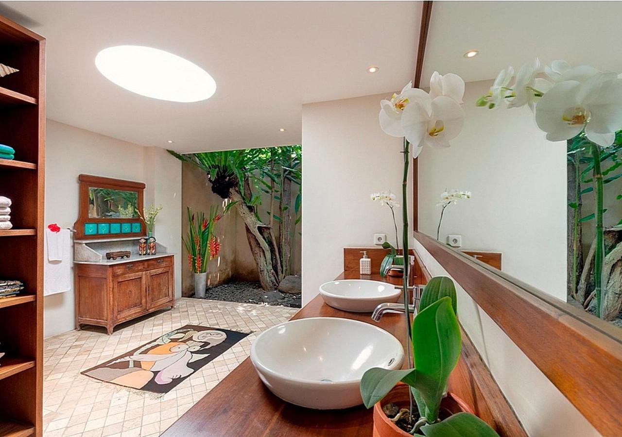 Villa Andalas Seminyak  Ngoại thất bức ảnh